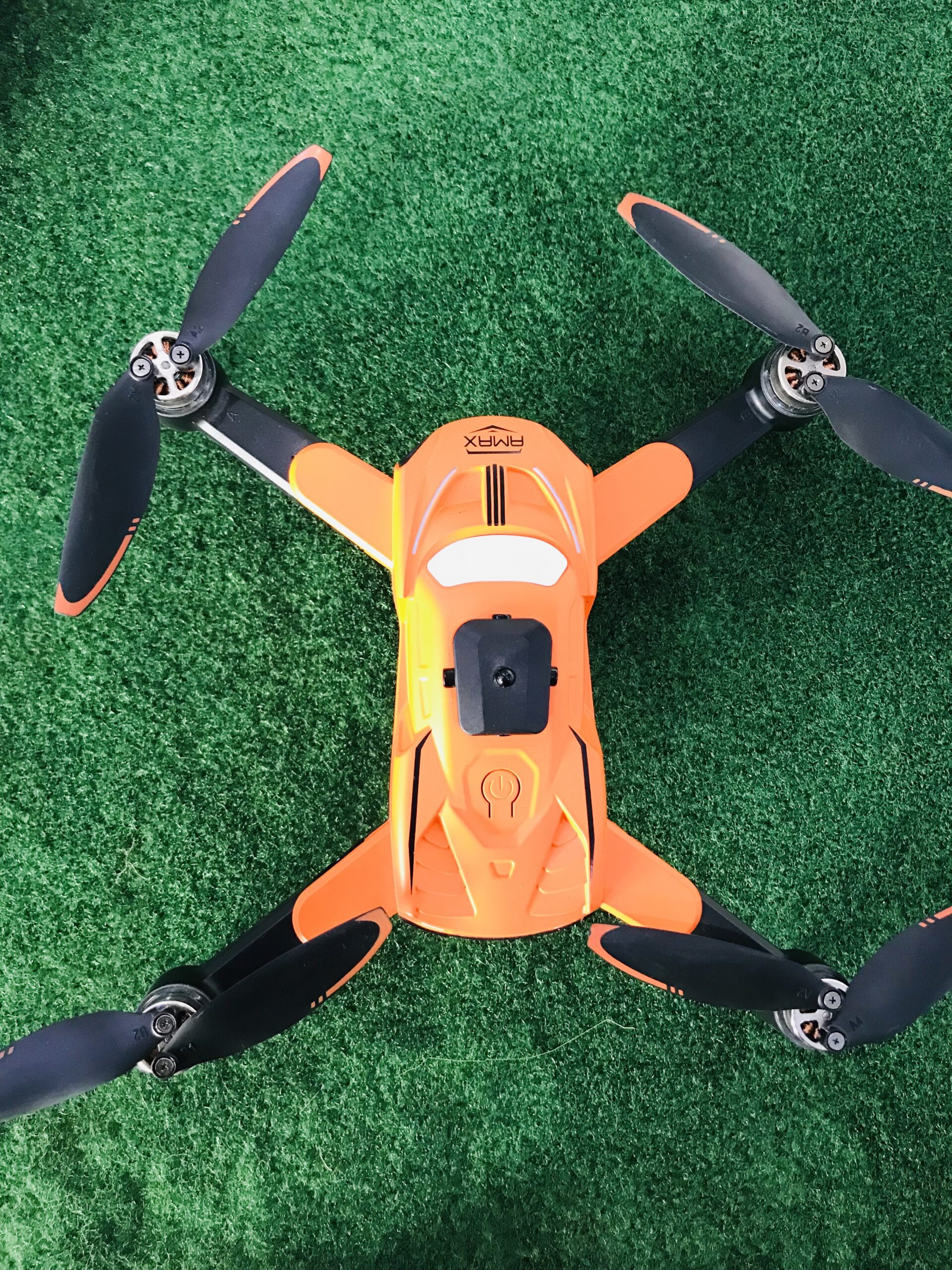 FOLDABLE AND BRUSHLESS MOTOR W1max DRONE