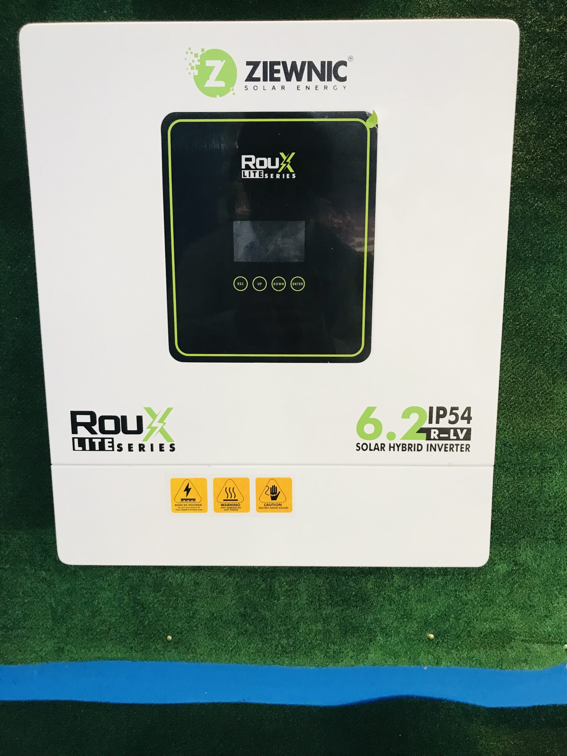 ZIEWNIC SOLAR INVERTER IP54 6.2kw