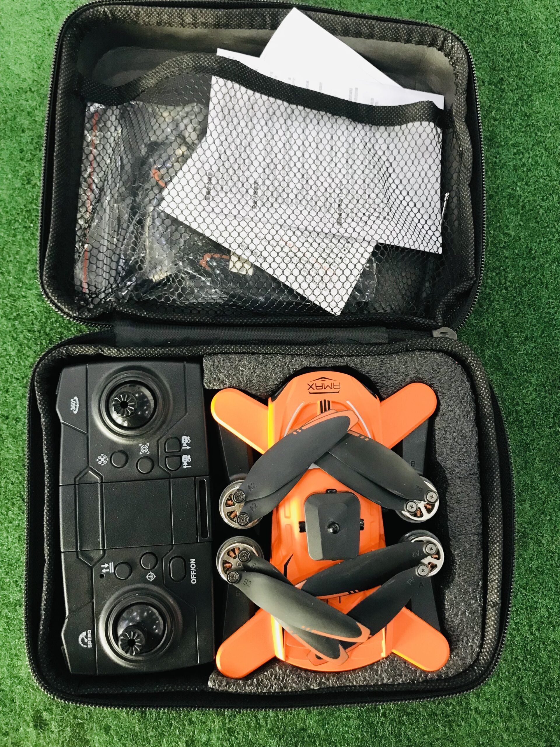 FOLDABLE AND BRUSHLESS MOTOR W1max DRONE - Image 3